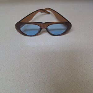 FASHION SUN GLASSES.NEW.